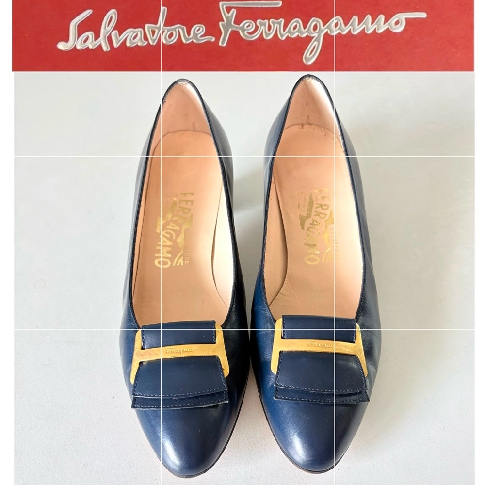 Salvatore Ferragamo Blue Leather Pumps Low Block Heels Italy Women’s Size 7.5 B